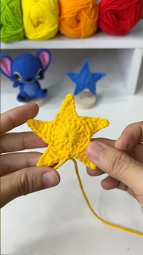 Easy Crochet Star Tutorial for Beginners #crochet #crochetstar #crochettutorial #moclentivi #diy