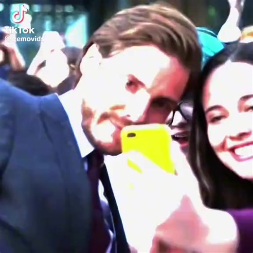 Daniel Brühl (@officialrealdanielbruhl)’s videos with original sound - Daniel Brühl
