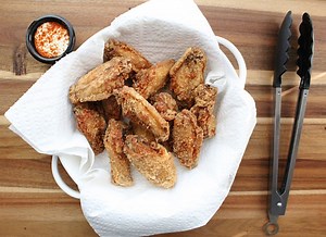 Dutch Oven Fried Chicken Wings