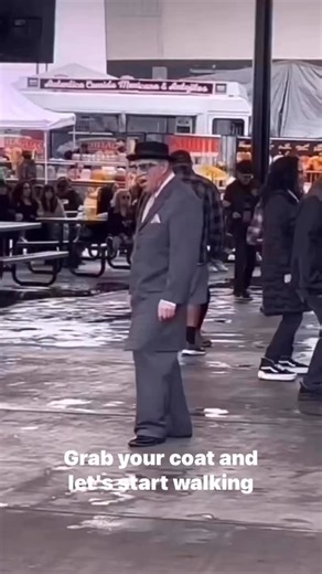 GenX FM ▶︎ 80s/90s Nostalgia on Instagram: "📝📚Grab a pencil, cause unc is about to take you to school! - Did you know: “A Little Less Conversation” became a global hit in 2002 after a remix by Dutch DJ Junkie XL was featured in a World Cup ad campaign, decades after its initial release. The song was originally written for Elvis’s 1968 film “Live A Little, Love A Little.” Elvis performed the song regularly during his Las Vegas shows. Despite its later success, the original 1968 release only rea