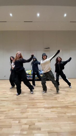 Run BTS Dance Challenge Compilation with Le Sserafim