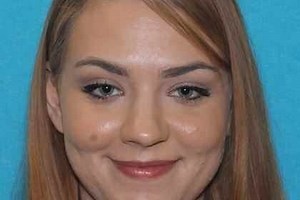 Texas Bank Teller Allegedly Tipped Off Boyfriend In Violent $75K Robbery | Oxygen