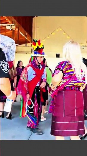 Pure Guatemalan Rhythm 😈 Live Marimba