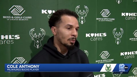 Milwaukee Bucks player shops with Boys and Girls Club at Kohl's in Bayshore Mall