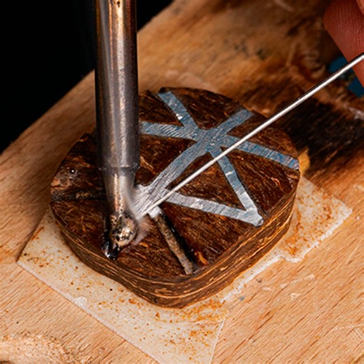 Craft a coconut shell bow tie perfect for your boyfriend 🥥 | 5-Minute Crafts Play