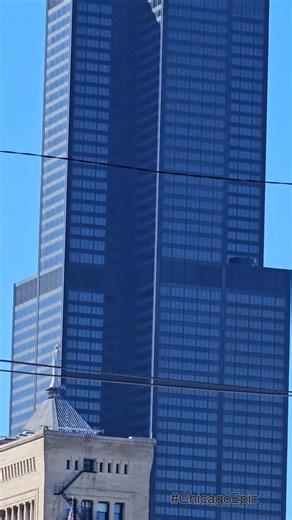 views of Sears Tower from Grant Park, Chicago Illinois! | Photography & Video Digital