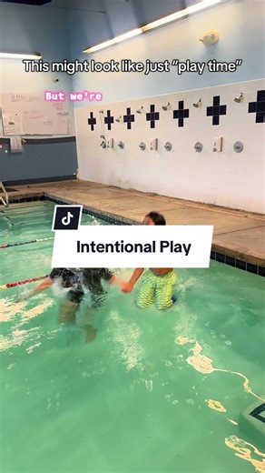 Children learn through play, so it’s our job to be intentional about play time! There are SOO many hidden skills being worked on when we’re playing, and it keeps our swimmers engaged without power struggles👌 #swimlessons #autismacceptance #phoenixarizona #arizonacheck #specialneedsmom