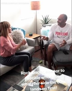 491K views · 4.1K reactions | Dell and Sonya Curry really did flip a coin to decide who'd wear Stephen Curry's jersey and who'd wear Seth Curry's jersey at Game 1  (via Sydel Curry-Lee) | SportsCenter | Facebook