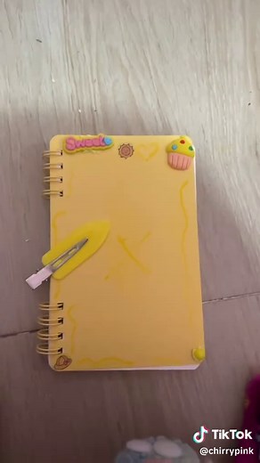 YELLOW ! The notebook is for workshop notes incase your wonderjng !