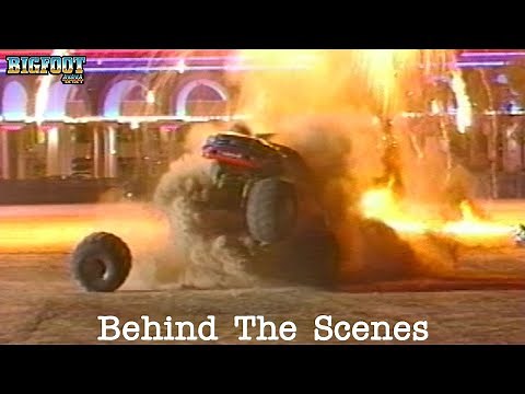 LONG JUMP Behind The Scenes - Las Vegas, NV 1999 - BIGFOOT Monster Truck