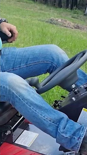 How to change a Razorback Mower Blade! DIY #SHORTS