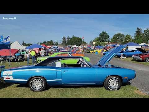 Carlisle Chrysler Nationals {throwback} classic cars musclecars 1960s, 70s, 50s old school autos 4K