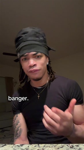 Treboogie (@treboogiewitdahoodie)’s video of Me Listening To This Banger