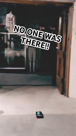 Light Turned On With Nobody There #paranormalactivity #caught