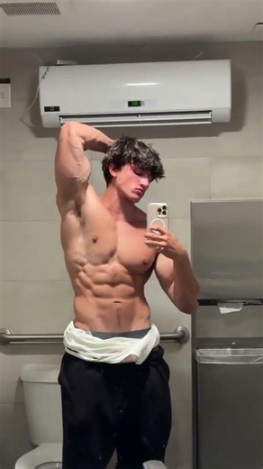 #Shorts #hunter.fitt