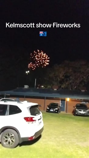 Kelmscott Show Fireworks: A Dazzling Display