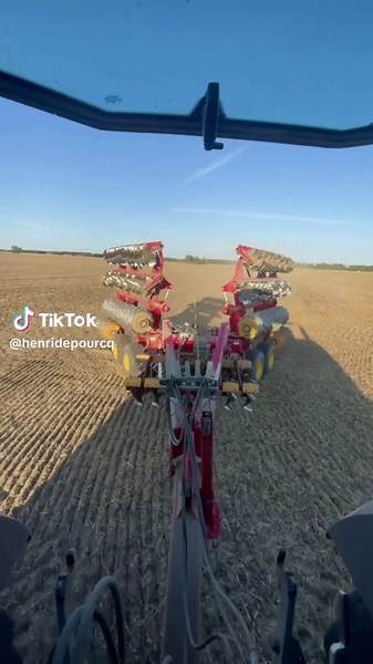 Carrier with the 939 #fendt #vaderstad #sweden #fyp