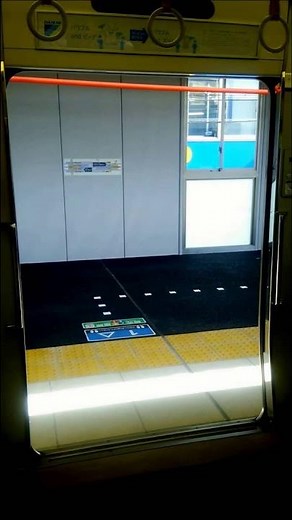 稼働開始!! 高槻駅新ホームロープ式ホーム柵＆223系1000番台ドア開閉