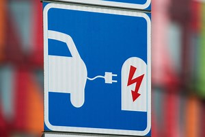 Public EV Chargers Face a Big Problem: A Lot of Them Don't Work