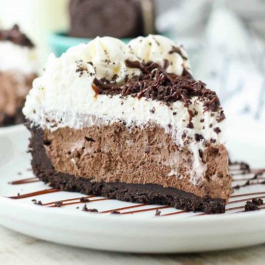 Chocolate Marshmallow Pie - Easy No-Bake Pie Recipe