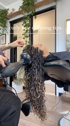 Reno NV Curly Specialists on Instagram: "5 curly hair diffusing tips❤️‍🔥 ⚡️save for later⚡️ 1.) Make sure to spread gel over every curl to create a gel cast - before you start diffusing make sure you have created a great cast over your curls. Remember frizz is just hair reaching for moisture. 2.) Diffuser settings - medium heat, high speed 3.) Best hair dryer / diffuser - When I pick a diffuser I make sure the inside of the diffuser is concave and shaped like a bowl. The bowl shape is good for 
