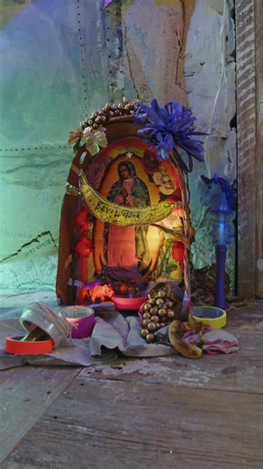 Every time you wear Magnolia Pearl you are cocooned in supple encouragement, dressed to reflect the revolution within. The body is our vehicle of experience, the threshold between the known and unknown world... 💞 🌈 ✨ 🎨 https://magnoliapearl.com/collections/new-releases #magnoliapearl #magnoliapearlclothing #love #art #fashionart | Magnolia Pearl Clothing