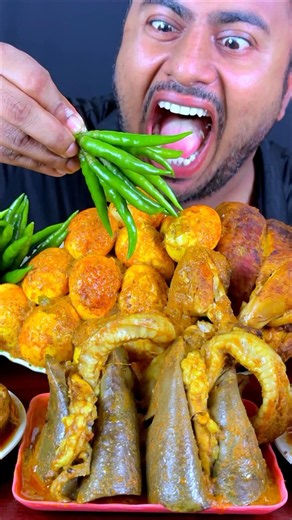 Spicy Grren Chili Eating #mukbang #viral #shorts #BigBites #ASMREating