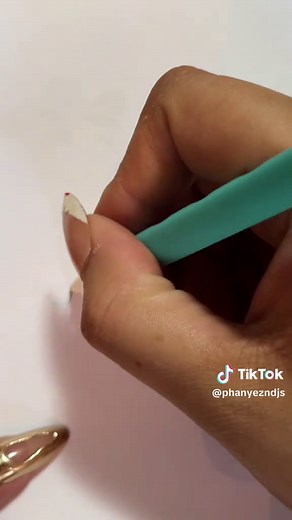 Plumas de gel de colores: guía y por qué están tan padres