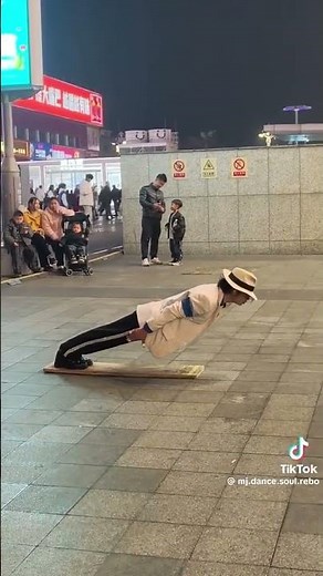 Michael Jackson Dance move by Promoter Job Africa #breakdance #mj #music #today