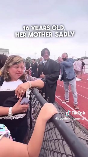 Heartwarming Soldier Homecoming Surprise