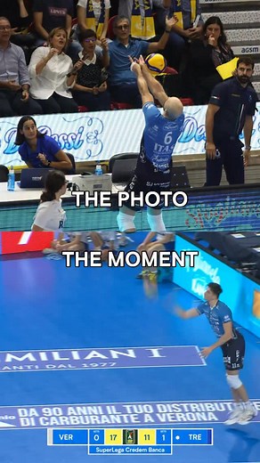 From the videocheck table?! 👀 Sbertoli to Michieletto. Off balance, off court… still perfect. 🙌 📺 Watch full matches and replays on VBTV – LINK IN BIO 🏐 #Volleyball #Pallavolo | Volleyball World