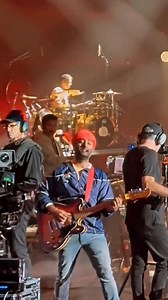 65K views · 6.1K reactions | Arijit Singh Live Apna Bana Le Piya  | Auckland 2023 #arijitsingh #ArijitSinghLive #arijitsinghconcert | Arijitian Fans | Facebook