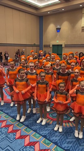 Ending rehearsal with a TikTok ✨ #dancethemagic #hocuspocus #hocuspocus2 #onewayoranother #disney #disneydancers