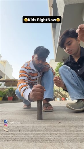 Sid Prajapati on Instagram: "Diwali🤣🤣🤣 #spindia #diwali #reelsindia #reelitfeelit #reelsindia"