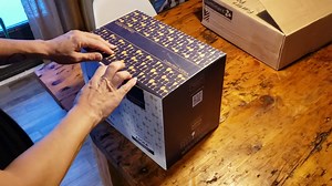 Merci les Pompettes d'avoir aidé à choisir le format de coupe Fillettes Pompettes!! Surprise, j'ai ajouté un modèle pour les gaffeuse comme moi :P Les voici! Faites vite, il ne nous en reste plus beaucoup en inventaire! ( Oui déjà) Voici les liens: https://fillettespompettes.com/produit/coupes-de-vin-rouge-fillettes-pompettes?v=c4782f5abe5c https://fillettespompettes.com/produit/coupes-fillettes-pompettes-sans-pied?v=c4782f5abe5c | Fillettes Pompettes