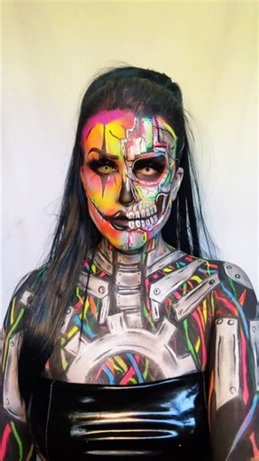 🦾🤖🤖 #cyborg #makeuptransition #makeuptutorial