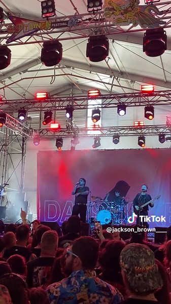 Crawl Back To My Coffin - Dayseeker Live Brisbane at Good Things Festival 2025 #dayseeker #goodthingsfestival2025 #creatureintheblacknight #crawlbacktomycoffin #brisbane