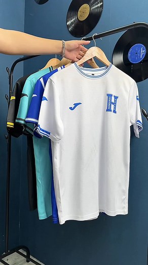 Honduras #jersey #soccer #football #soccerjersey #footballjersey #copa #mexico #footballculture #viral #fypシ #fyp #hondura #hondurassoccer #honduras #honduras504 #hondurashn #honduras🇭🇳504 #hondurastiktok🇭🇳👸 #hondurastiktok