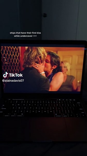 Screaming crying throwing up literally #ncisla