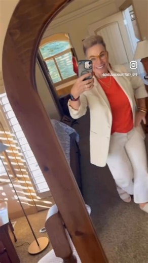 Join the new Dressing Your Truth App experience. Just go to dressingyourtruth.com/liifestyle. | Carol Tuttle