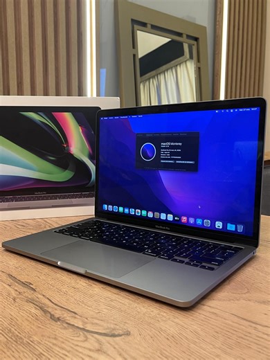 Mr Mac on Instagram: "💻 MacBook Pro Retina 2020 M1 – Disponible✅ ¿Listo para subir tu nivel de productividad y creatividad? 💥 Tenemos esta MacBook Pro Retina 2020 con chip M1, perfecta para estudiantes, profesionales, creadores de contenido y amantes de Apple 👇 🌟 Características principales: 🔹 Apple M1 🔹 256GB SSD 🔹 8gb Ram 🔹 Touch Bar 🔹 Pantalla Retina 🔹 Incluye caja original 💡 Ideal para: ✔️ Edición de fotos y video ✔️ Trabajo remoto ✔️ Software profesional ✔️ Estudiantes y creativo