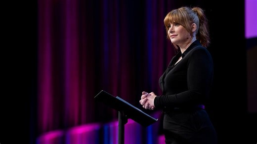 Bryce Dallas Howard: How to preserve your private life in the age of social media | Danielle Hill Lamoureaux
