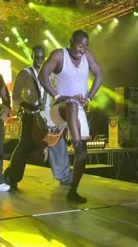 Listen to the details of Azaya's concert