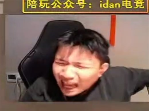 大狙tk两个队友，蛋绷不住神人队伍M80连续两局tk队友，《我喜欢下这个小包》