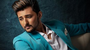 4 Darshan Raval's songs to listen to with friends