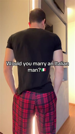 Video di Marc Rose (@dr_marc.rose) con Hi watermelon sugar - Alisa | Netherlands 🇳🇱