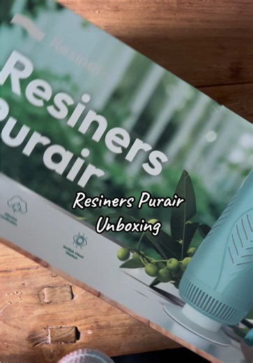 Unboxing time! 🎁 Let’s take a closer look at the Resiners Resin Air Purifier — straight out of the box and ready for action. From setup to first use, here’s how simple it is to get cleaner, clearer air in just a few minutes. ✨ Curious how it works? Stay tuned for my full video Black Friday deals! @Resiners_official #ResinersClearSpace