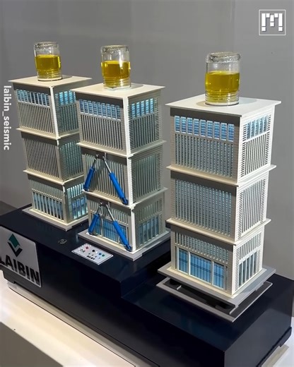 How Tall Skyscraper Survives Earthquake | Mechabytes