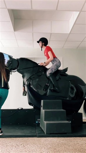 Experience the Excitement of Riding Simulator Primus | Equestrian Lessons