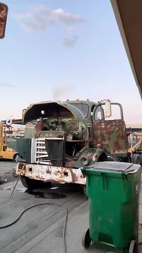 GMC CANNONBALL DETROIT DIESEL #coe #coetrucks #detroit #patina #vintage | Coetrucks & Trucks